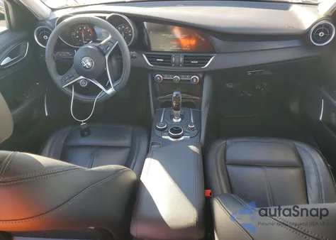 2019 Alfa Romeo Giulia z USA, uszkodzony, nr VIN ZARFAMAN8K7622094